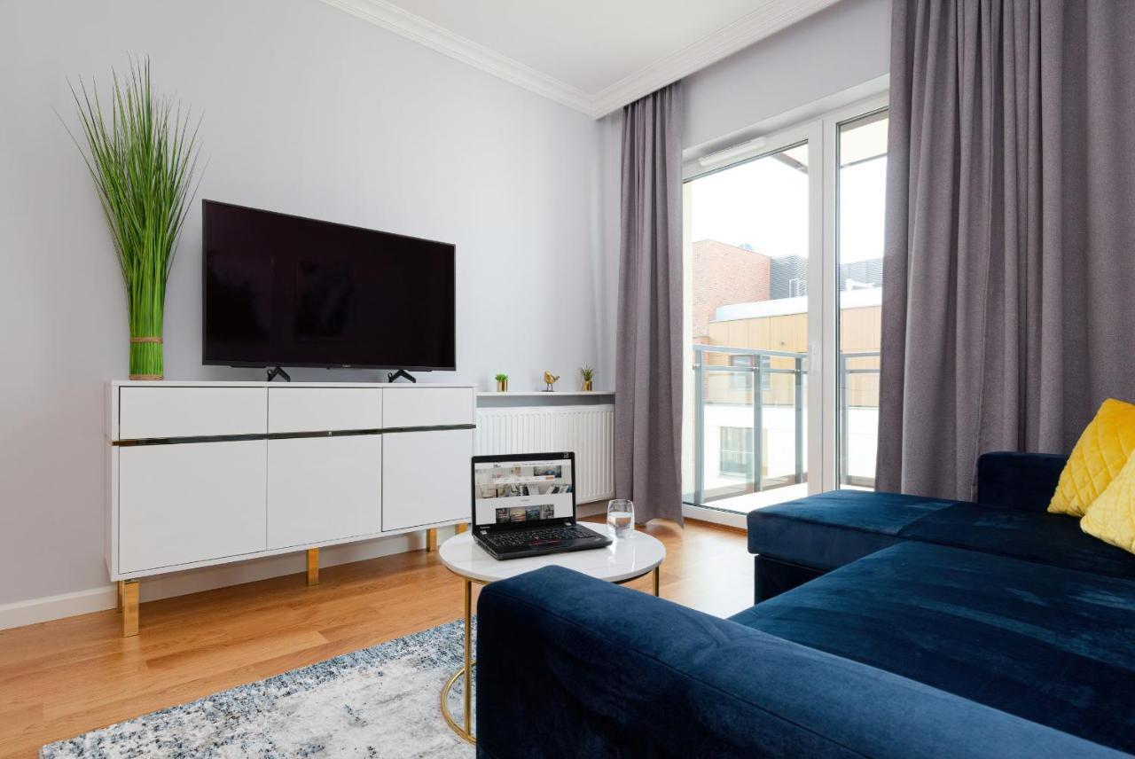 Apartament Dom Przy Okrzei By Renters Prestige Warszawa Eksteriør billede